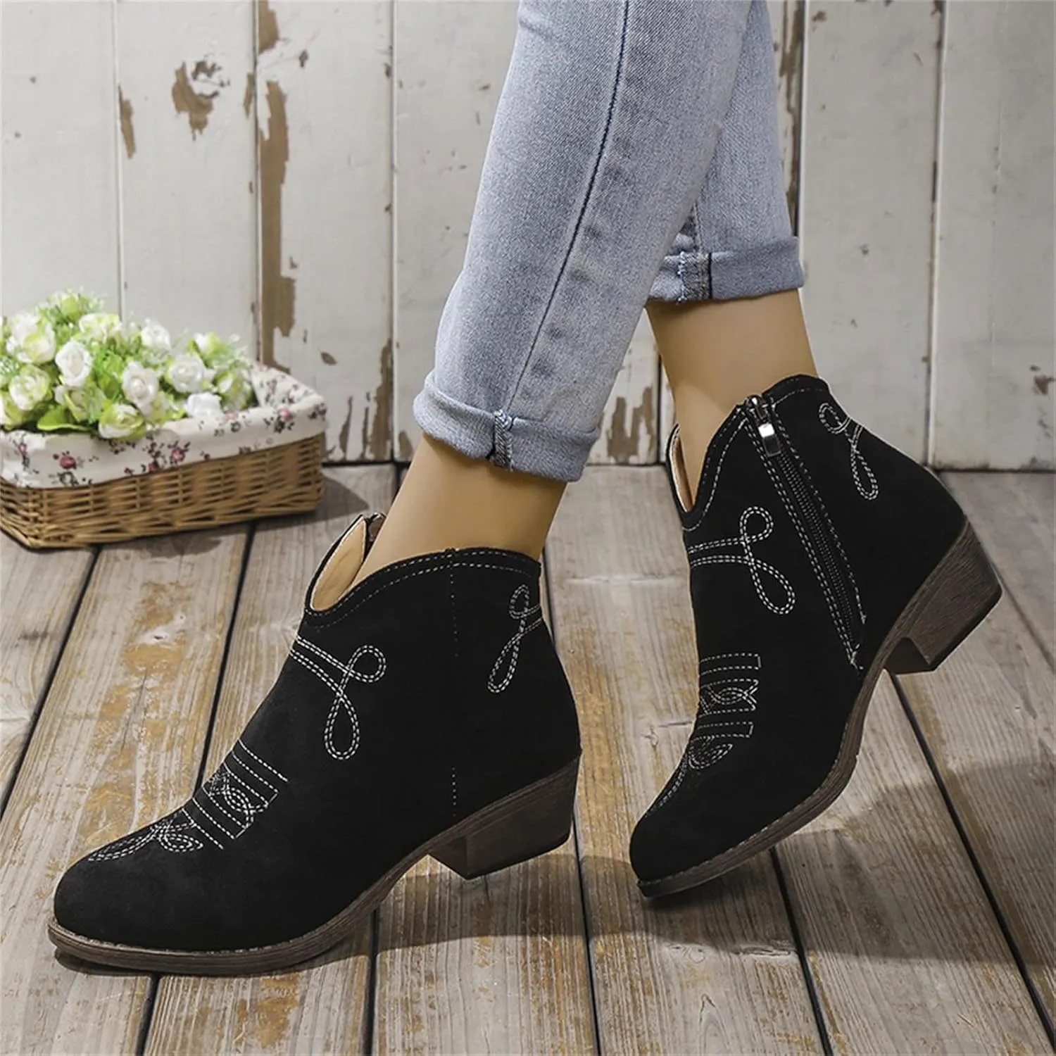 Ankle Boots for Women Dressy Winter Boots 2024 Casual Retro Pointed Toe Lace-up Leather Shoe Zipper Low Heel Booties