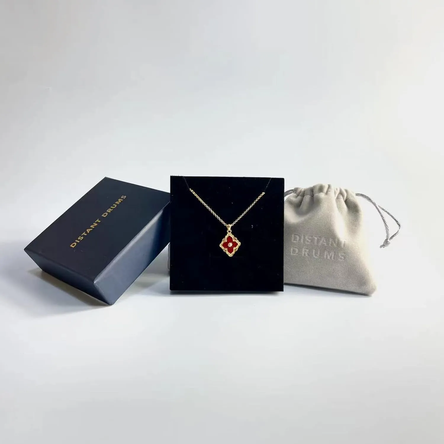 DISTANT DRUMS Gold Clover Jewelry for Women, Double-Sided Pendant by 18K Gold-plated with Gemstone inlaid Shell Pearl Pendant Necklace,Bracelet,Earrings,Gold Jewelry Set for Women