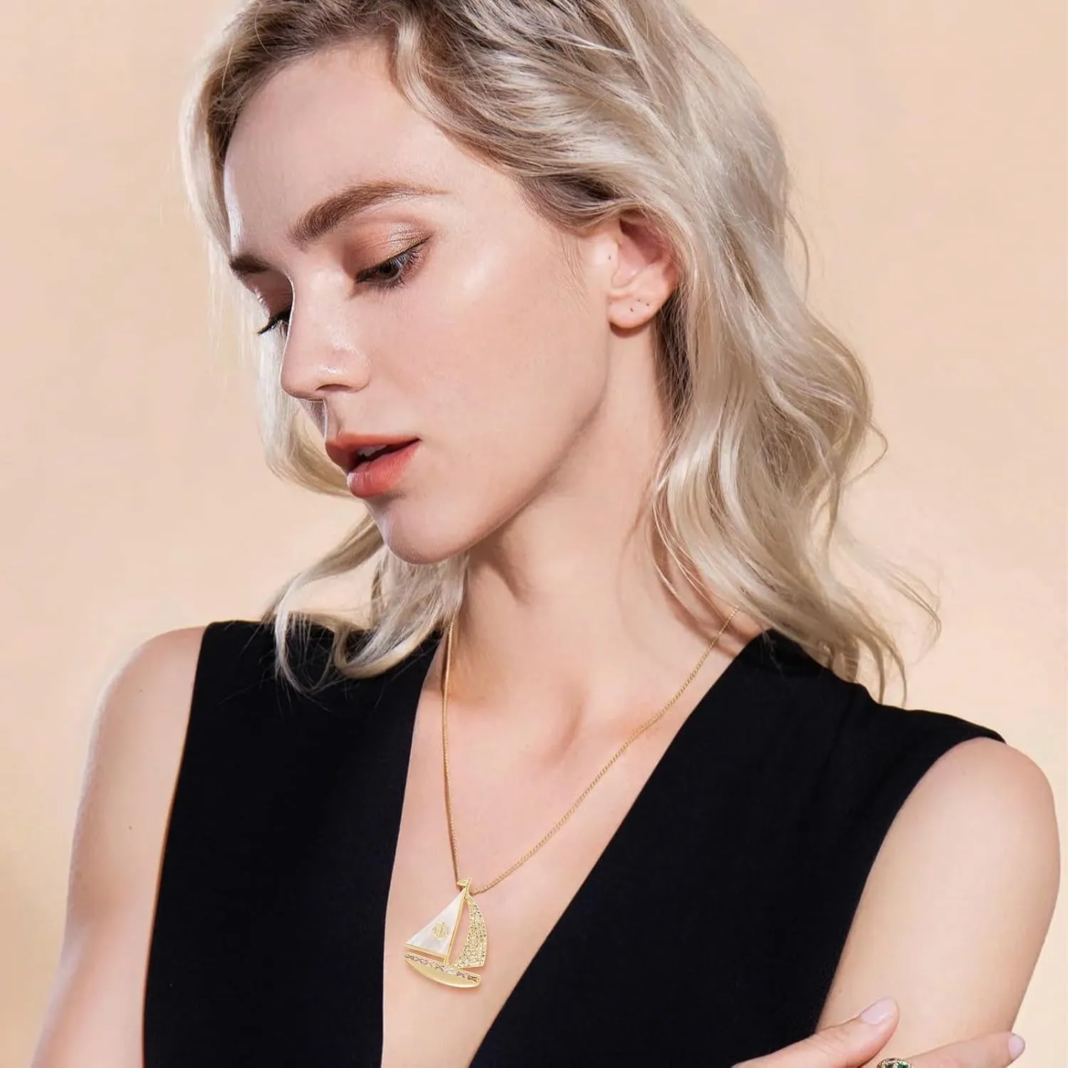 Fashion Brooches for Women Brooch, Butterfly Brooch, Suitable For Party And Daily Wear On Many Occasions