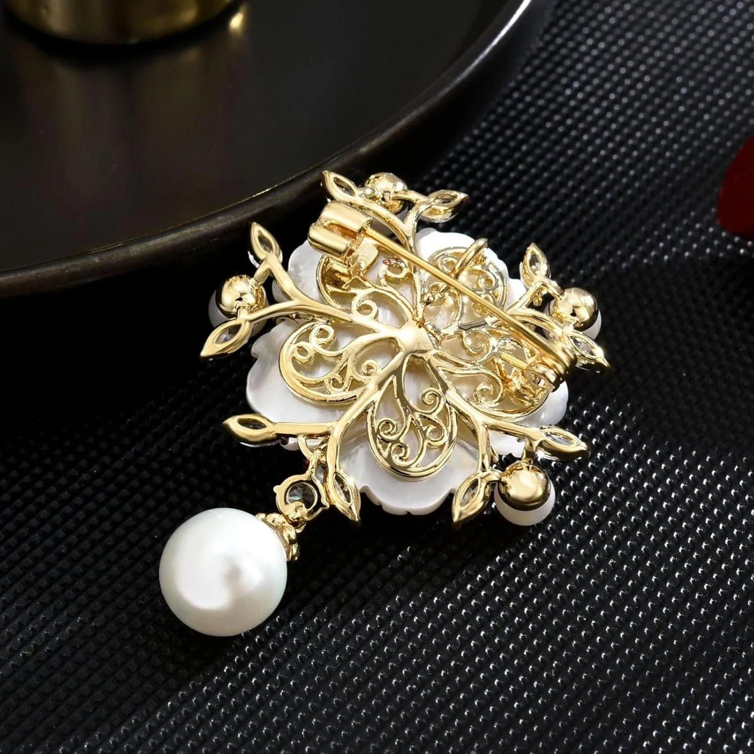Fashion Brooches for Women Brooch, Butterfly Brooch, Suitable For Party And Daily Wear On Many Occasions