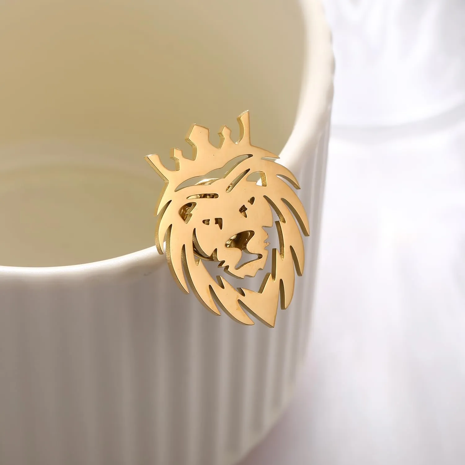 Hip Hop Crown Lion Brooches Stainless Steel Mens Animal Talisman Party Accessories Trendy Wedding Jewelry Badge Pins for Groom