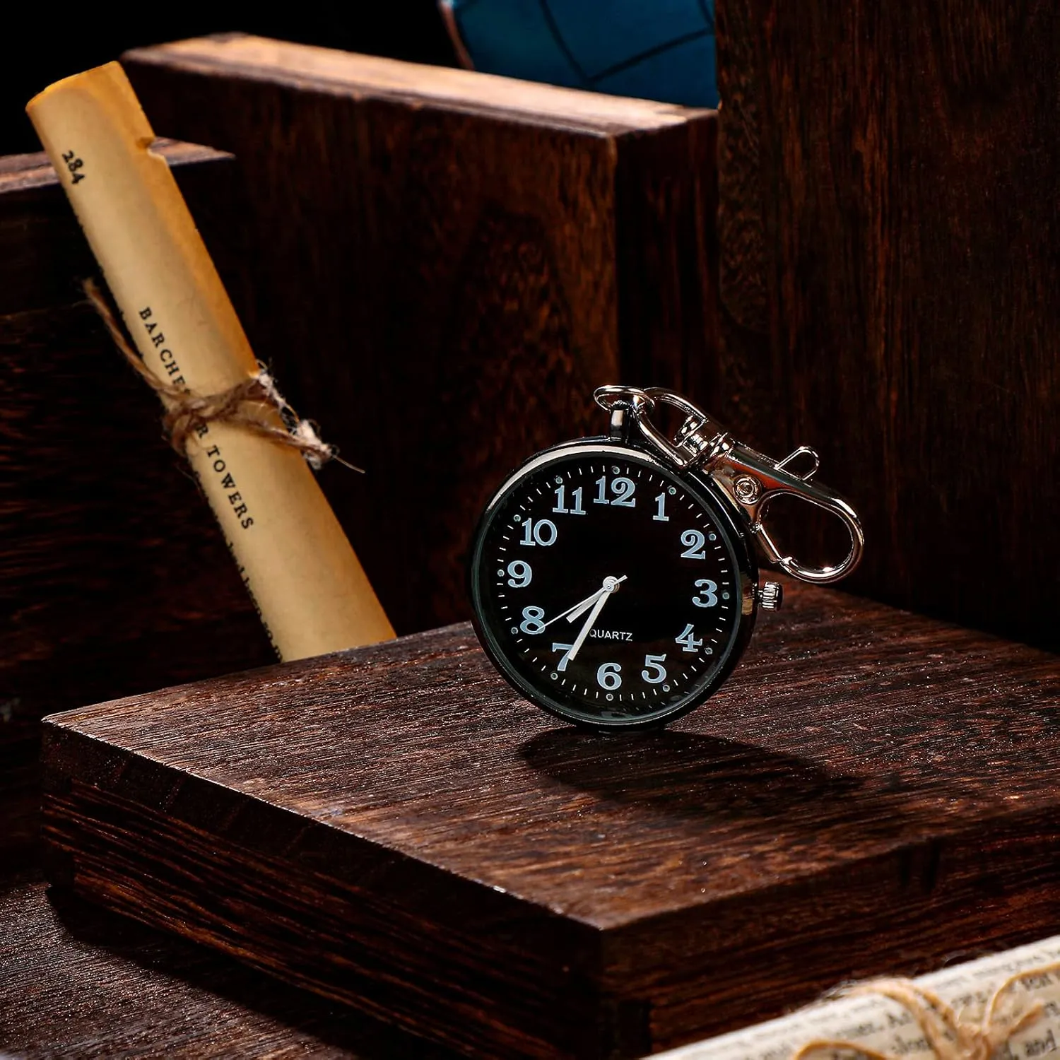 Junkin 2 Pieces Quartz Pocket Watch with Key Buckle Round Keychain Clip on Watch Portable Unisex