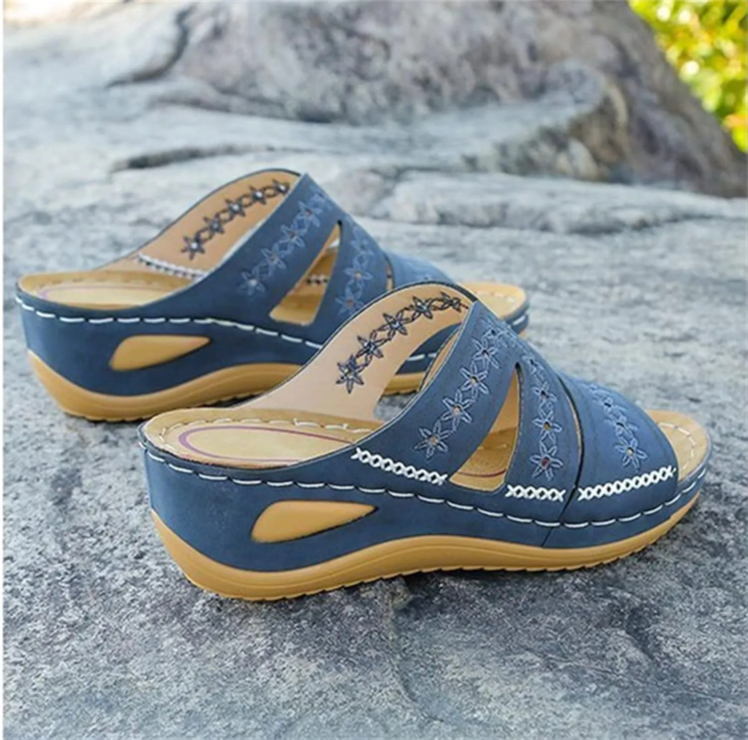 Ladmiple Womens Sandals Comfortable Slides Walking Orthopedic Slippers Dressy Summer Orthotic Flip Flops with Arch Support