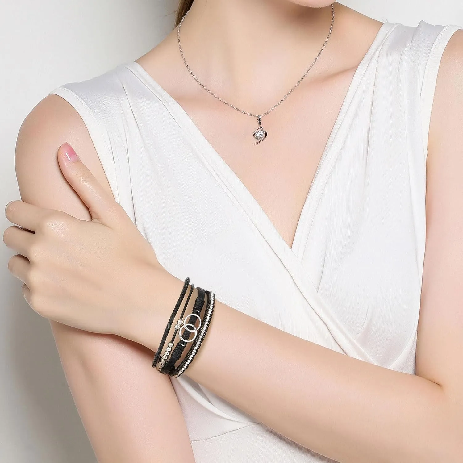 Leather Bracelets for Women Trendy Boho Cuff Bracelet Layered Bangle with Clasp Hand Wrist Jewelry Western