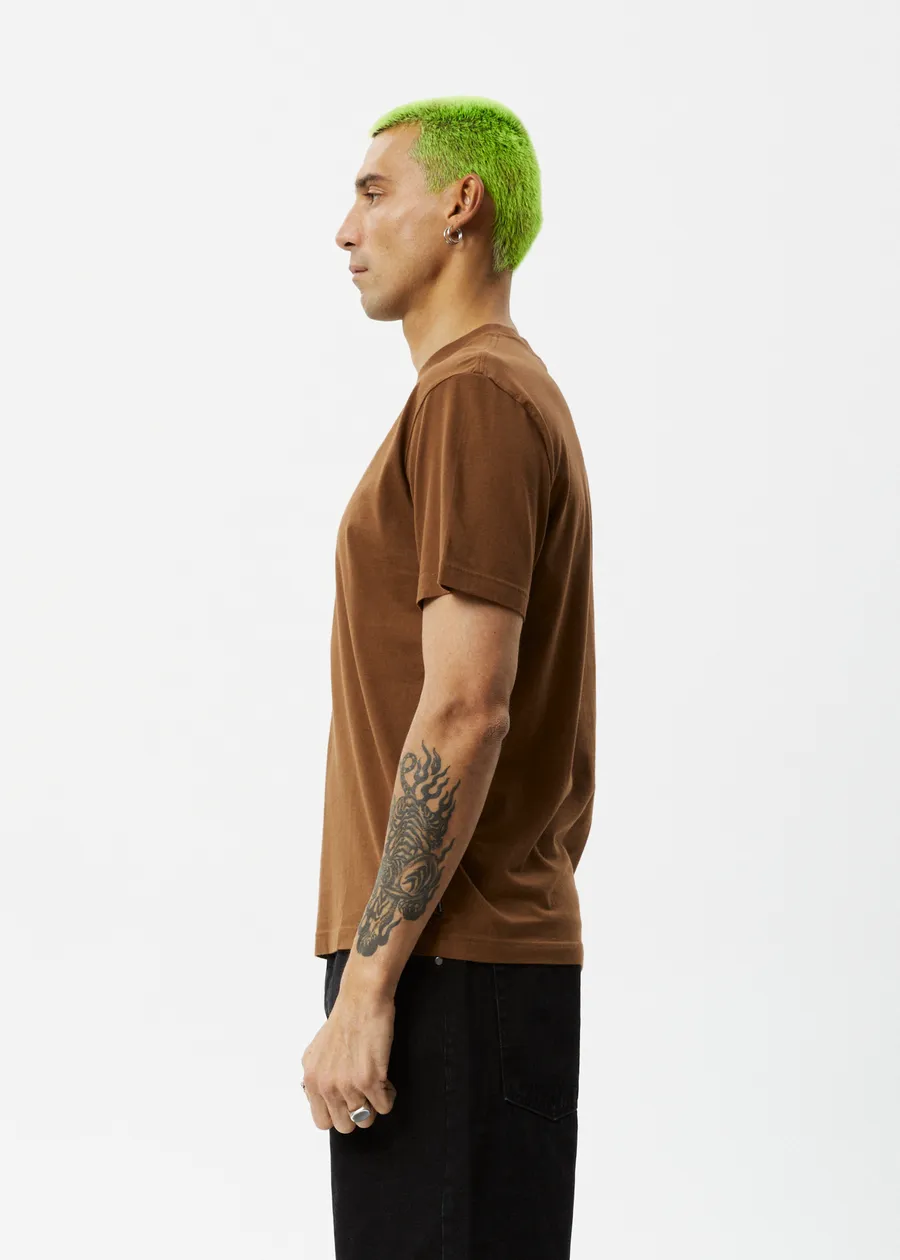 Outside Graphic Retro T-Shirt | Toffee