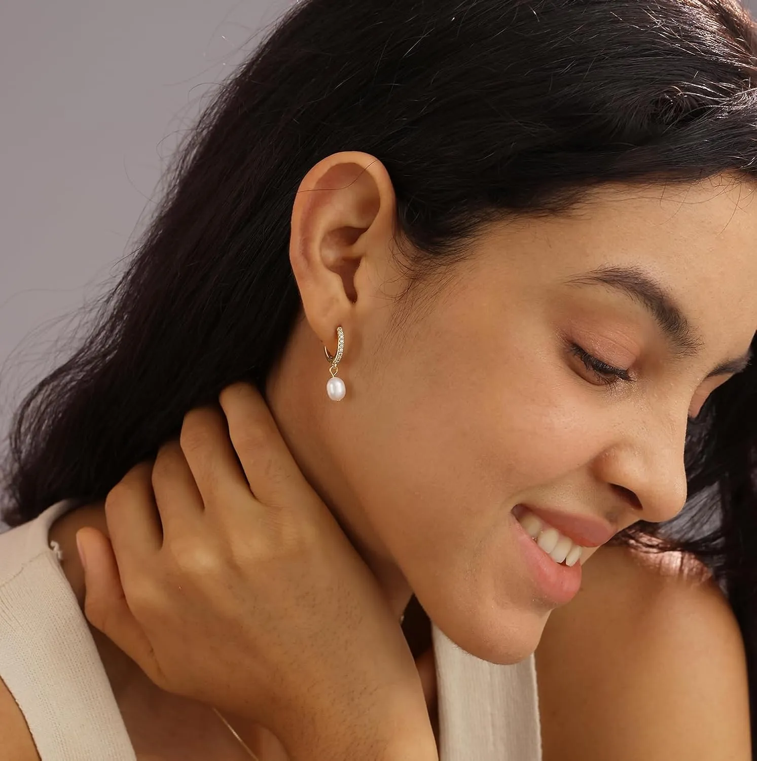 Pearl Earrings for Women, Dainty Gold Earrings 14K Gold Plated Pearl Drop Earrings Cute Pearl Hoop Earrings Hypoallergenic Dangle Pearl Earrings for Women Trendy Wedding Earrings for Brides