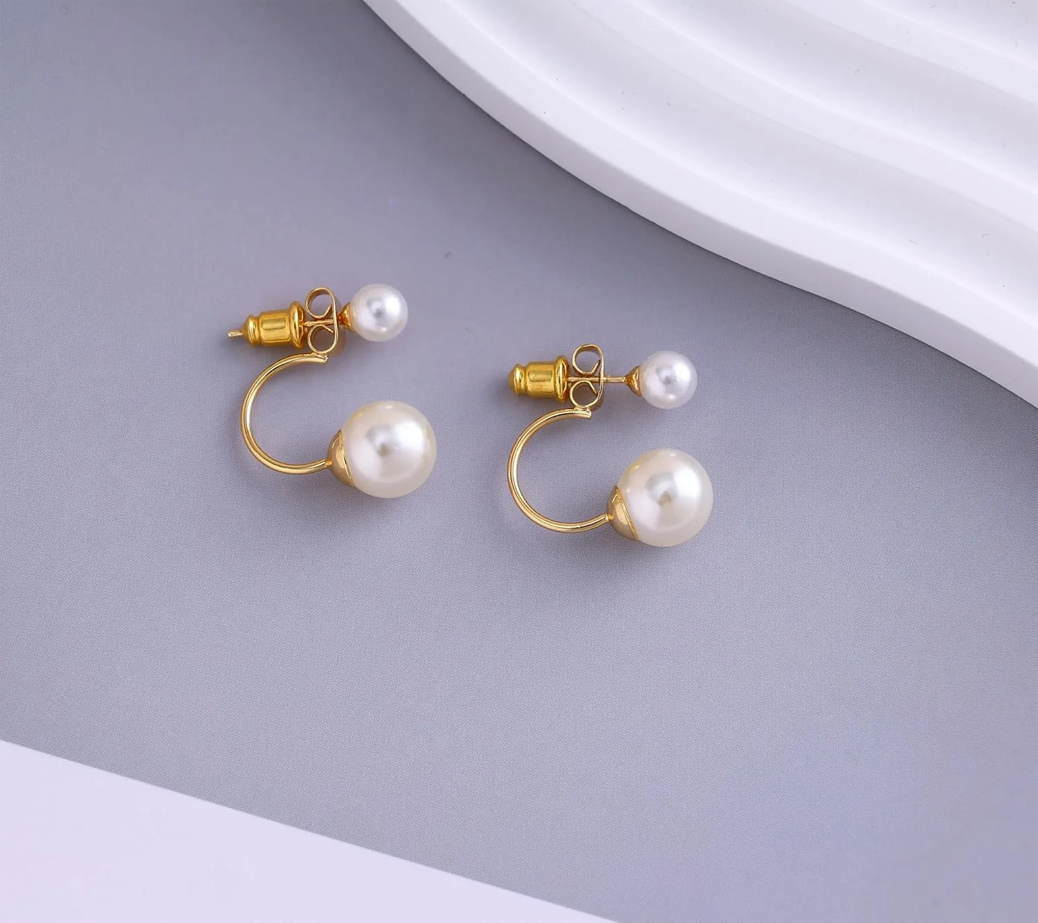 Pearl Earrings for Women, Dainty Gold Earrings 14K Gold Plated Pearl Drop Earrings Cute Pearl Hoop Earrings Hypoallergenic Dangle Pearl Earrings for Women Trendy Wedding Earrings for Brides