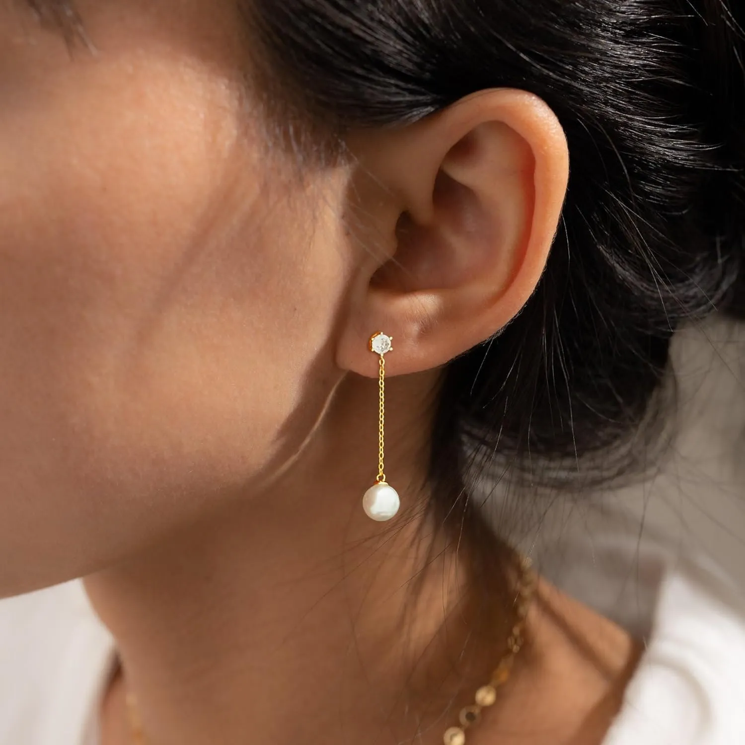 Pearl Earrings for Women Trendy, 14k Gold Plated Freshwater CZ Leaf Pearl Dangle Drop Gold Earrings Lightweight Hypoallergenic Stud Earring Bridesmaid Wedding Gold Jewelry for Women Gifts