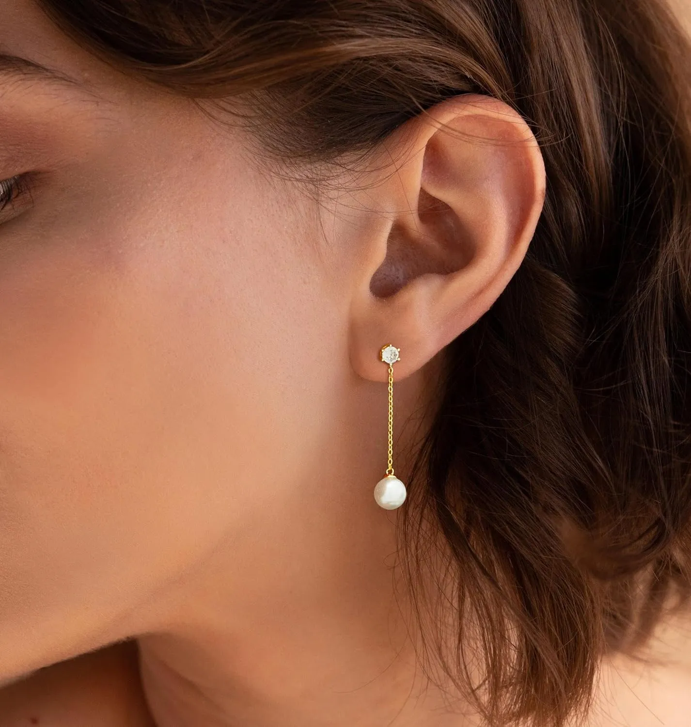 Pearl Earrings for Women Trendy, 14k Gold Plated Freshwater CZ Leaf Pearl Dangle Drop Gold Earrings Lightweight Hypoallergenic Stud Earring Bridesmaid Wedding Gold Jewelry for Women Gifts