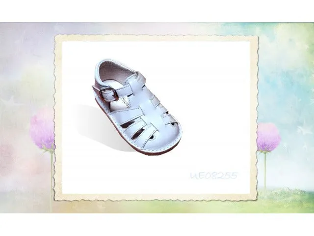 Pretty Originals White Sandals