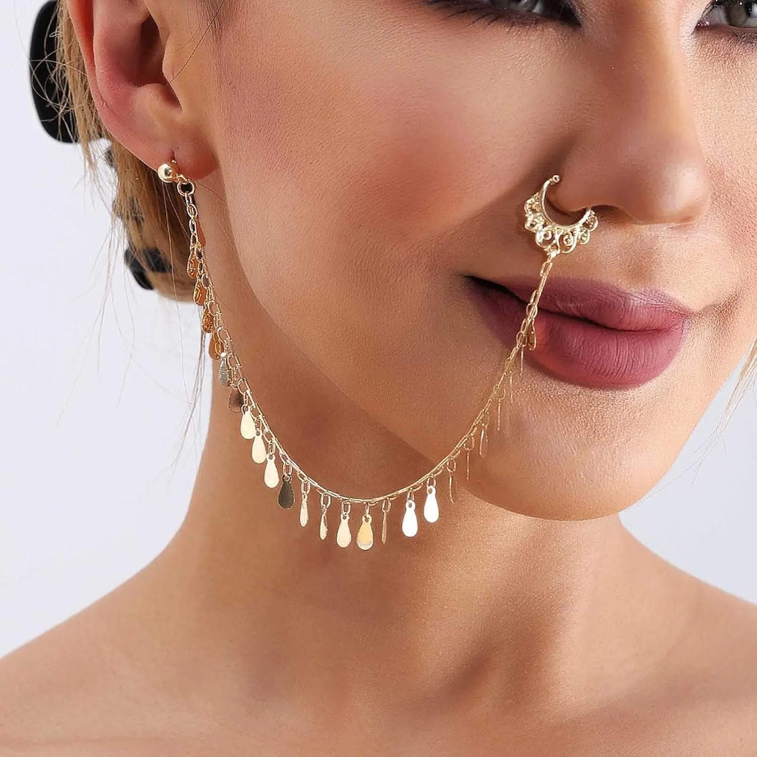 Punk Fake Nose Ring Ear Chain Earrings Gold Disc Tassel Nose Ring Hoop Chain Vintage Sequins Fringer Nose Ring Ear Chain Non Piercing Cuff Nose to Ear Chain Jewelry for Women