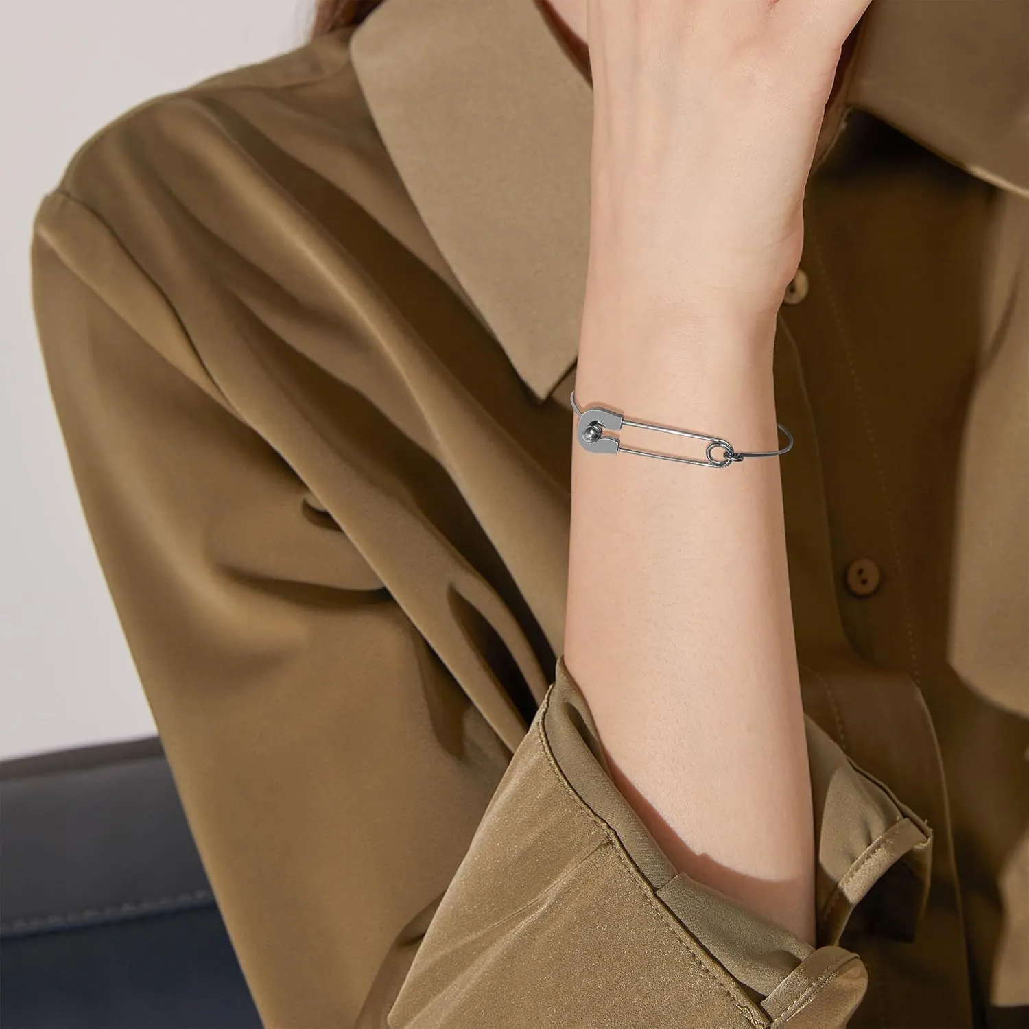 Safety Pin Hook Bangle Bracelet Classic Gold Stainless Steel Simple Love Safety Pins Bracelet Jewelry