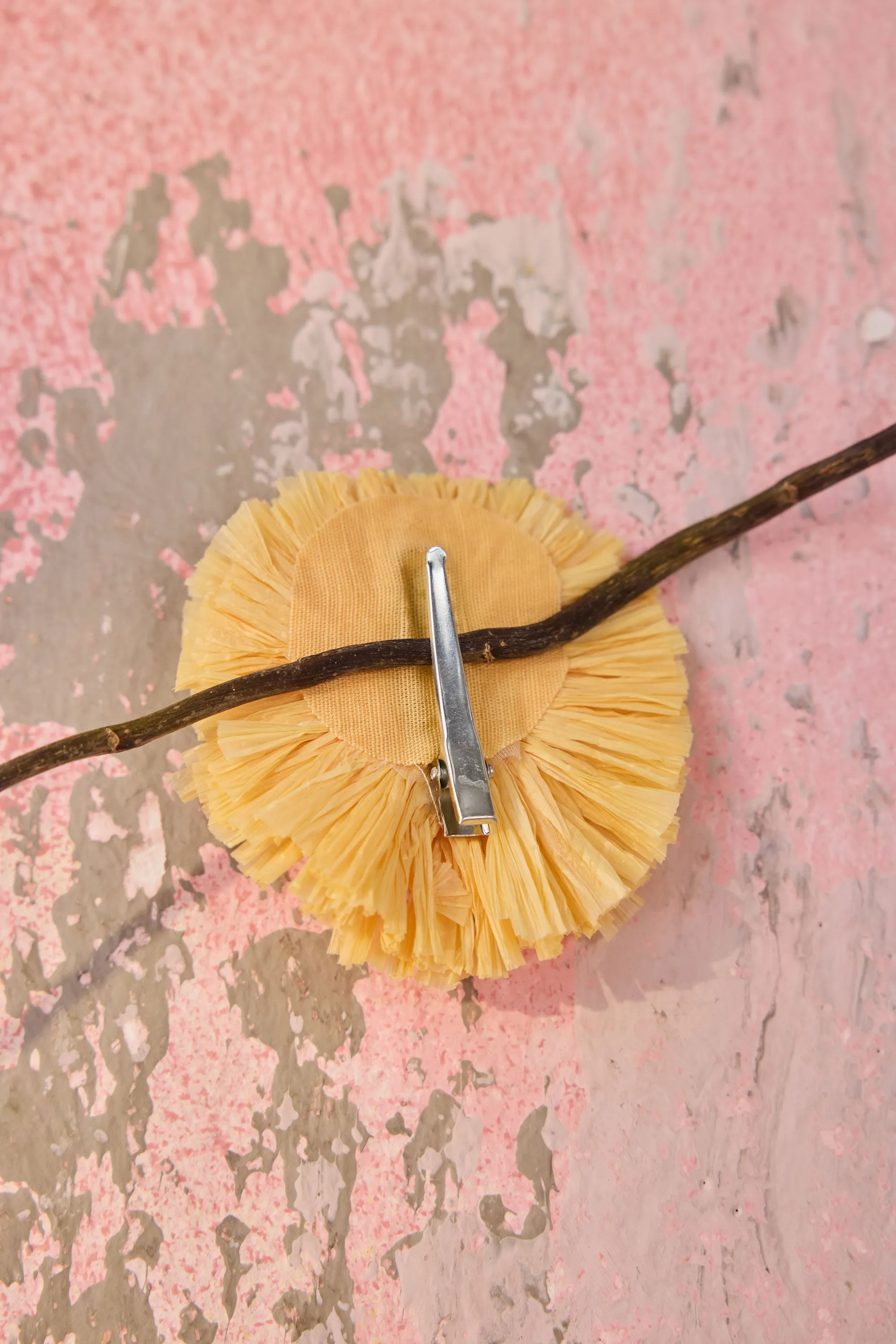 Sunburst Bloom Clip
